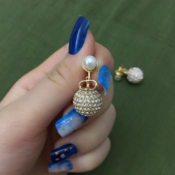 Earrings - Picture 3 of 3